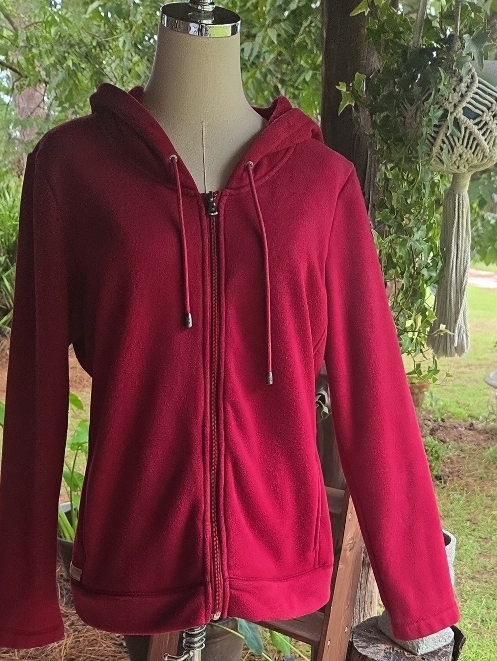 UGG Red Front Hoodie Jacket Size Large